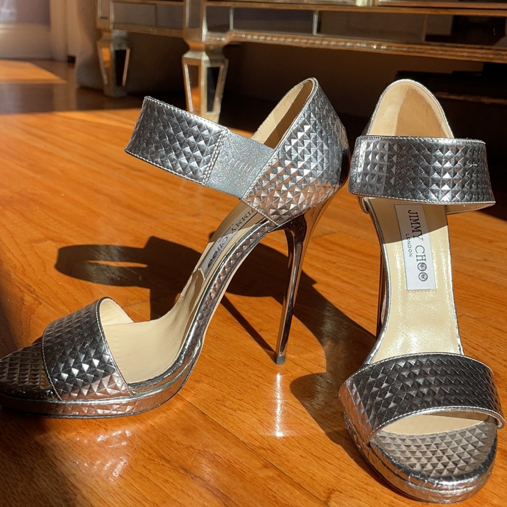 BRAND NEW! jimmy choo